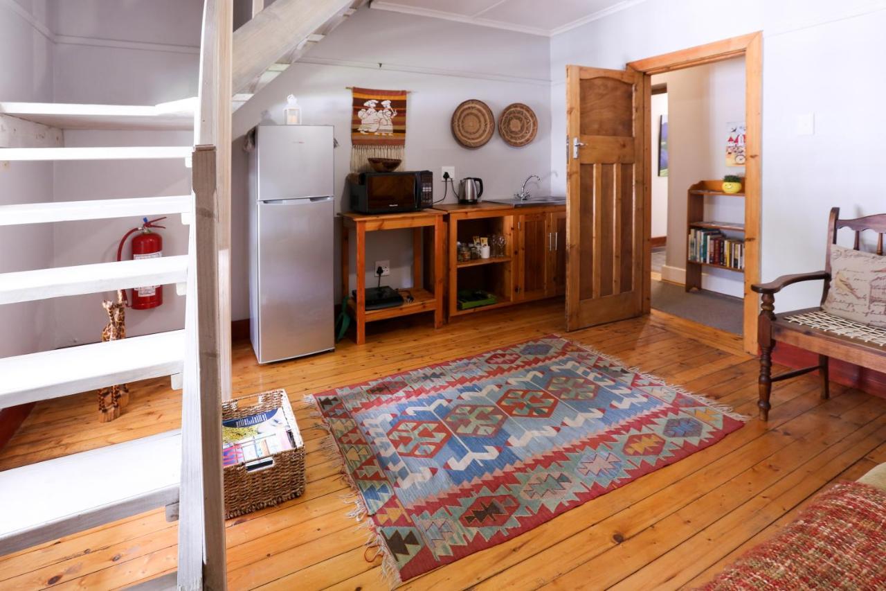 Hotel 33 Berg Selfcatering Swellendam Esterno foto